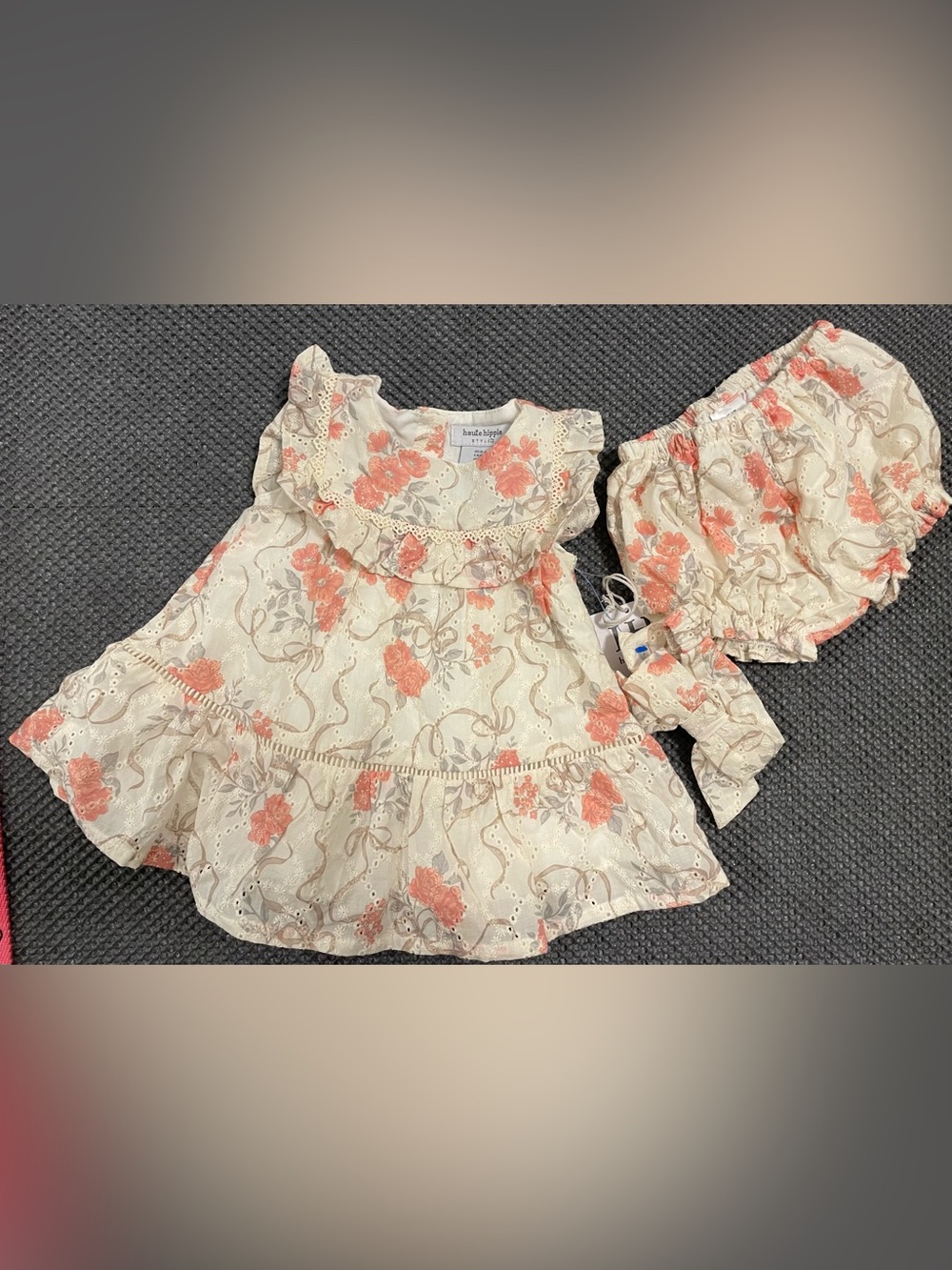 NWT Haute Hippie Baby Girls Floral Dress with diaper Cover/hairbow. Size 3 mon.
